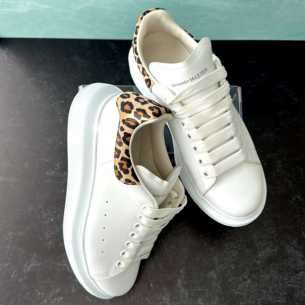 Alexander McQueen Oversized Sneaker 8.5